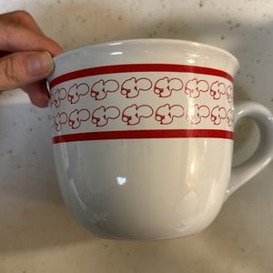 ⭐️ 4/$35 Modern gourmet foods cup
